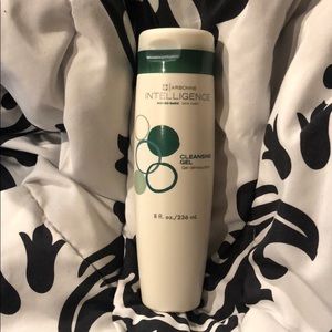 Arbonne Intelligence Cleansing Gel 8 oz
